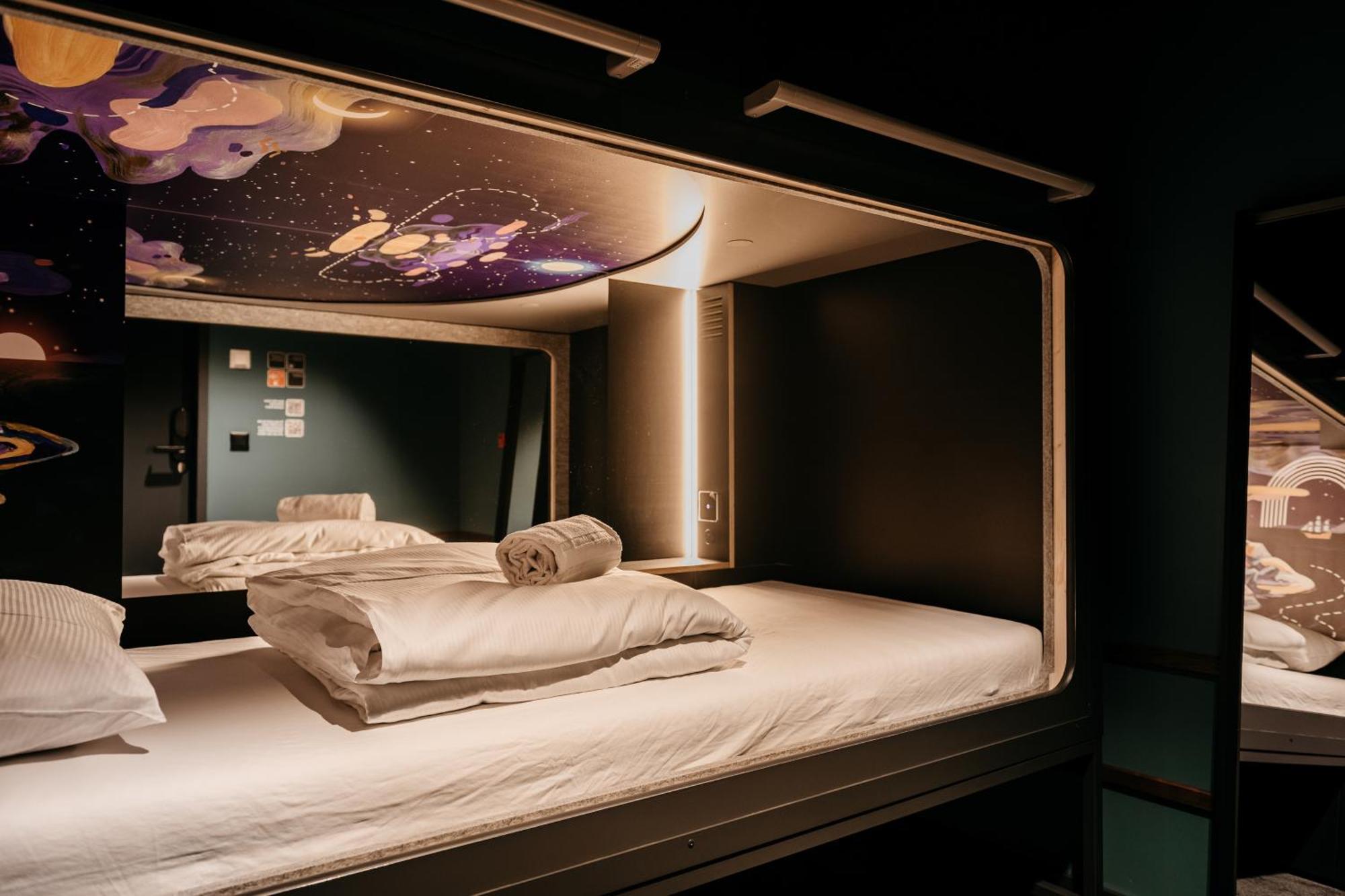 Capsule Hotel - Lucerne Old Town 外观 照片