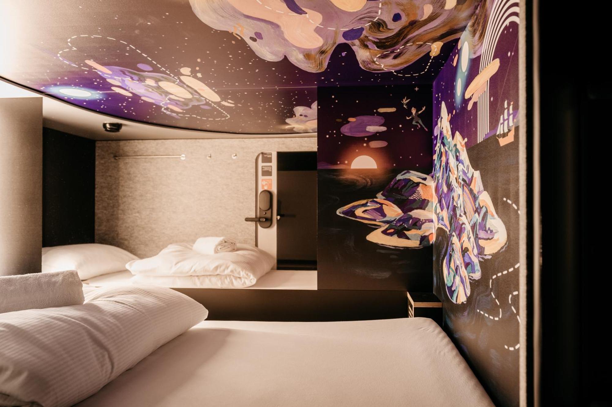 Capsule Hotel - Lucerne Old Town 外观 照片